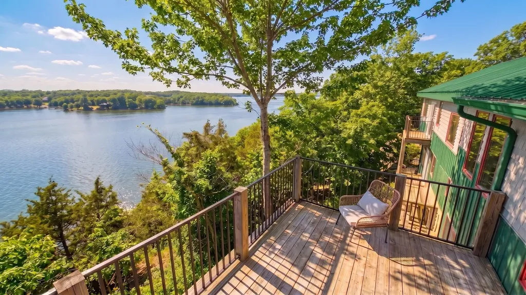 346 Deer Run Road Eddyville KY 42038