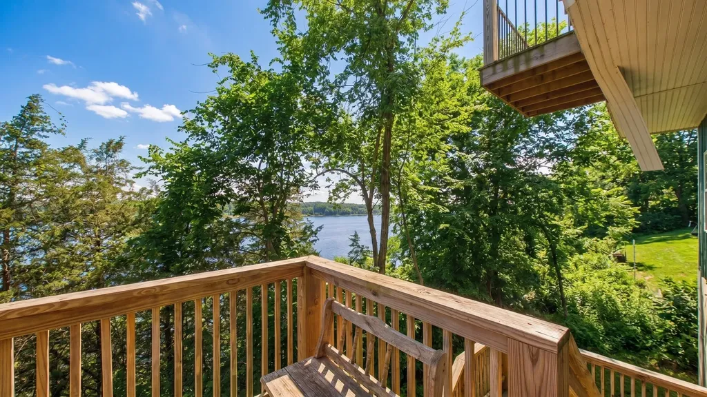 346 Deer Run Road Eddyville KY 42038