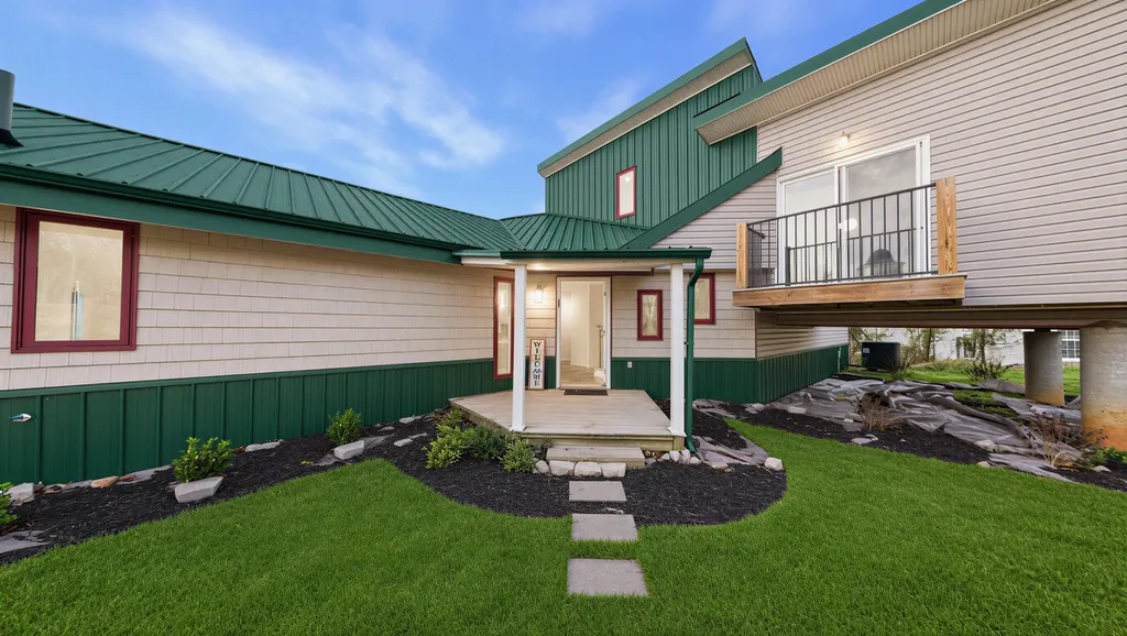 346 Deer Run Road Eddyville KY 42038