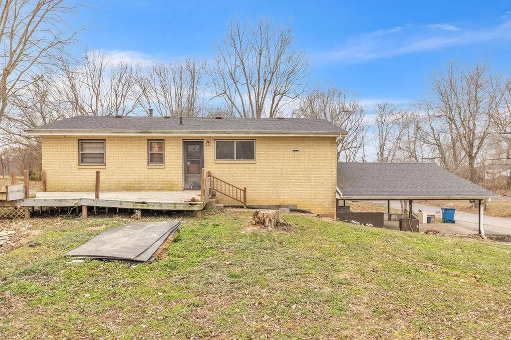 6360 Old Mayfield Road Paducah KY 42003