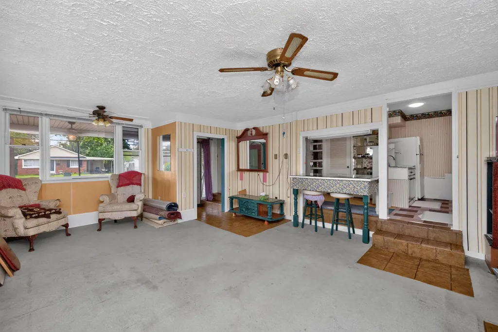 236 Garrett Avenue Lexington KY 40504