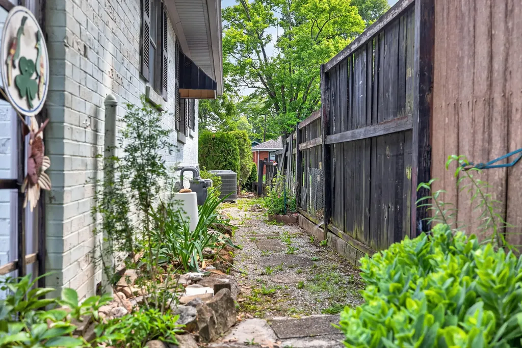 236 Garrett Avenue Lexington KY 40504
