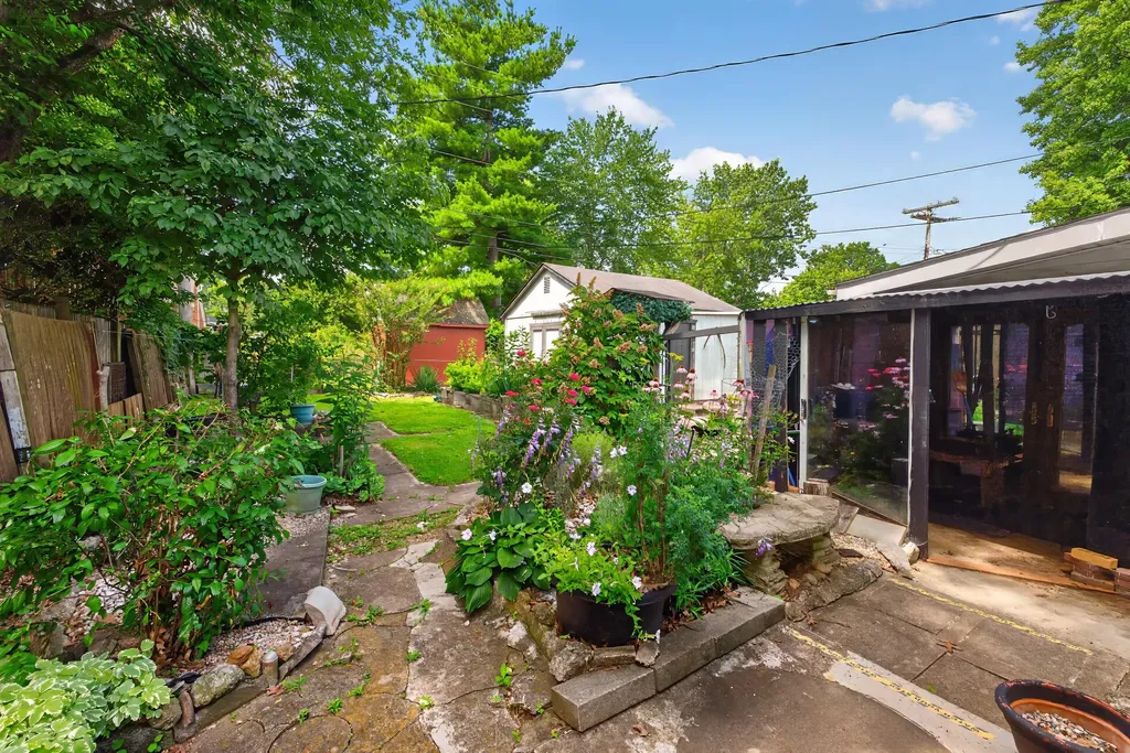 236 Garrett Avenue Lexington KY 40504