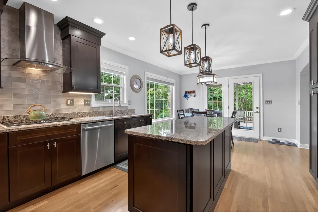3348 Malone Drive Lexington KY 40513