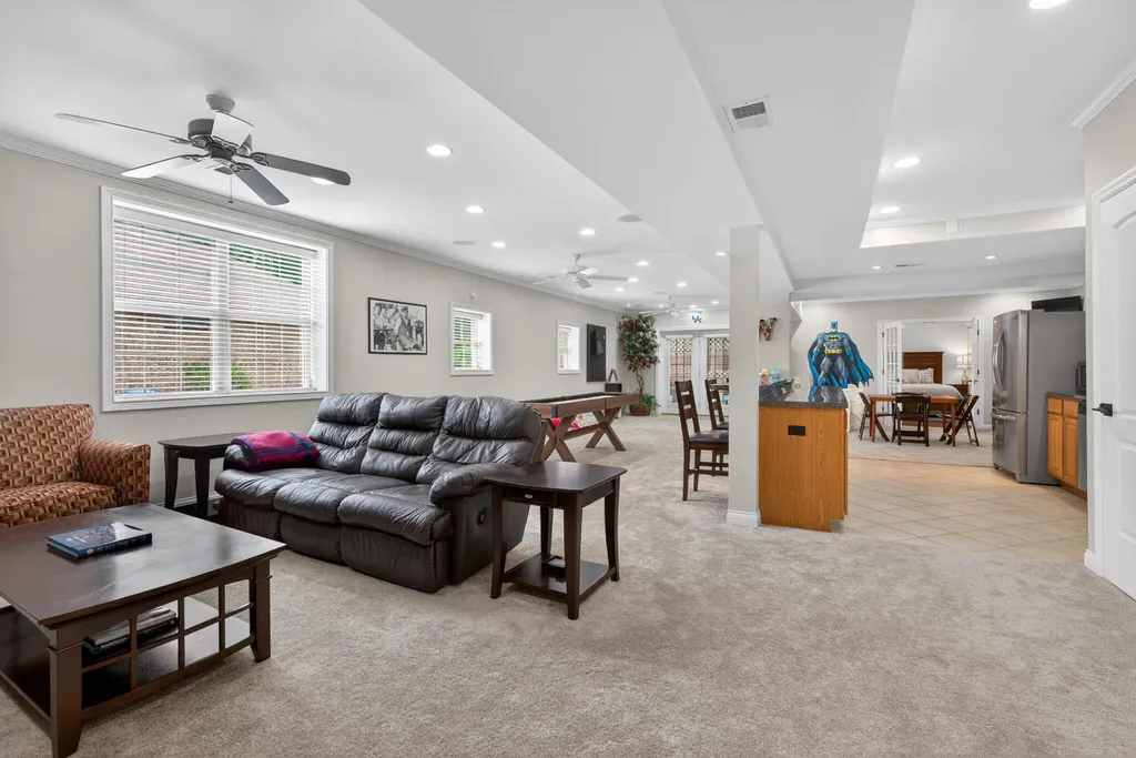 3348 Malone Drive Lexington KY 40513