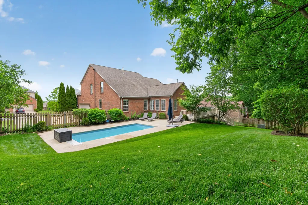 3348 Malone Drive Lexington KY 40513