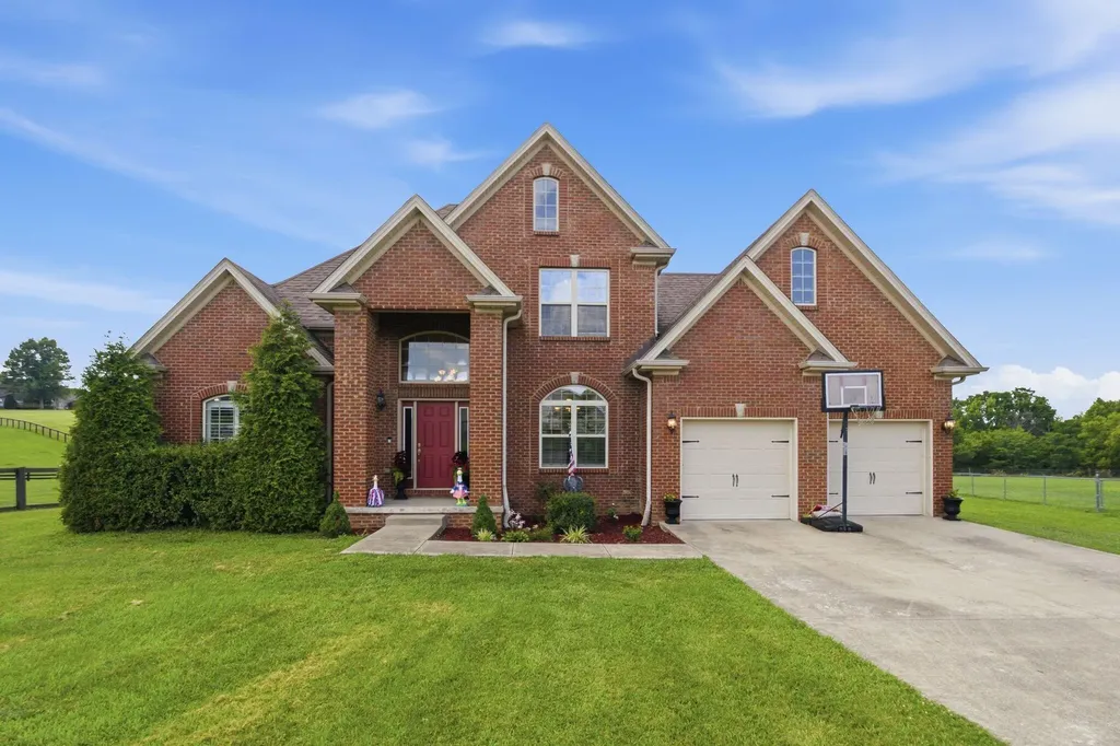 1065 Running Brook Drive Lawrenceburg KY 40342