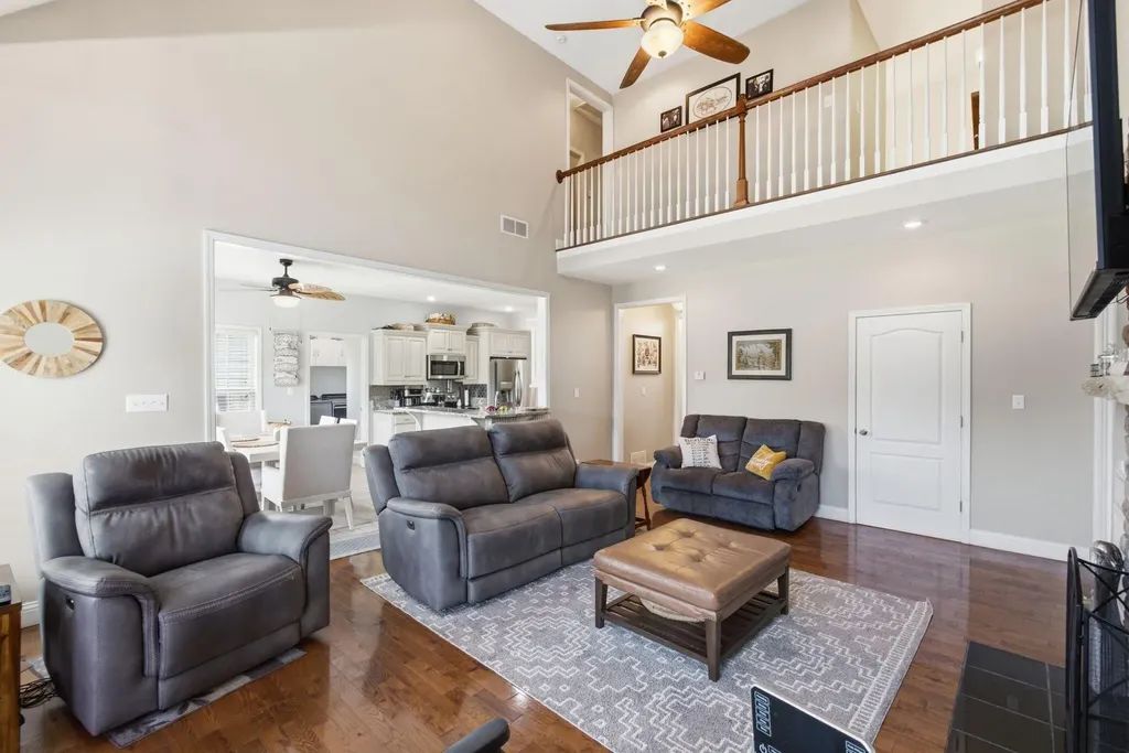 1065 Running Brook Drive Lawrenceburg KY 40342