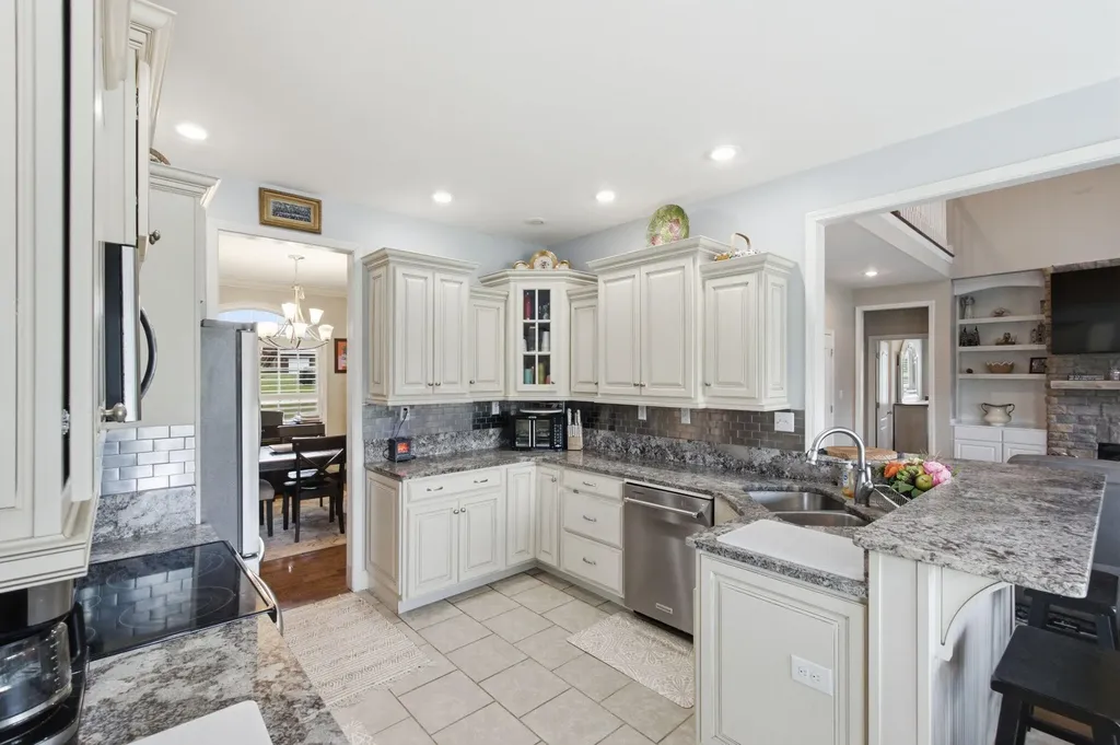1065 Running Brook Drive Lawrenceburg KY 40342
