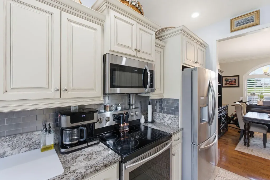 1065 Running Brook Drive Lawrenceburg KY 40342