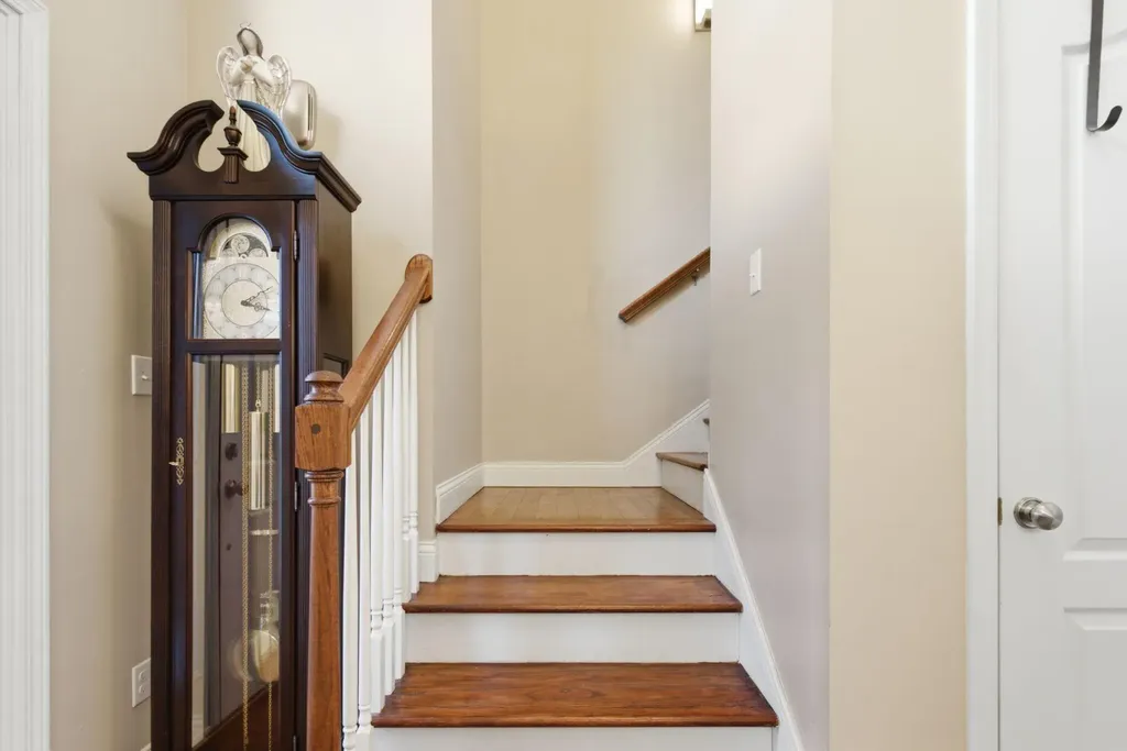 1065 Running Brook Drive Lawrenceburg KY 40342