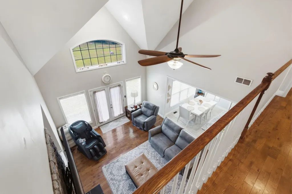 1065 Running Brook Drive Lawrenceburg KY 40342