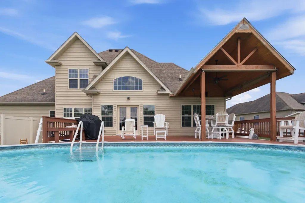 1065 Running Brook Drive Lawrenceburg KY 40342