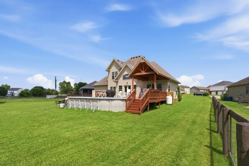 1065 Running Brook Drive Lawrenceburg KY 40342