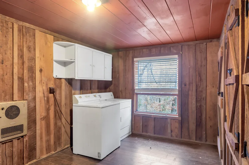 38 Elmhurst Lane Murray KY 42071