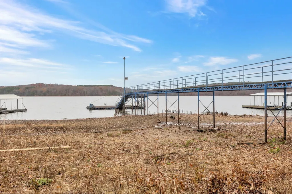 38 Elmhurst Lane Murray KY 42071