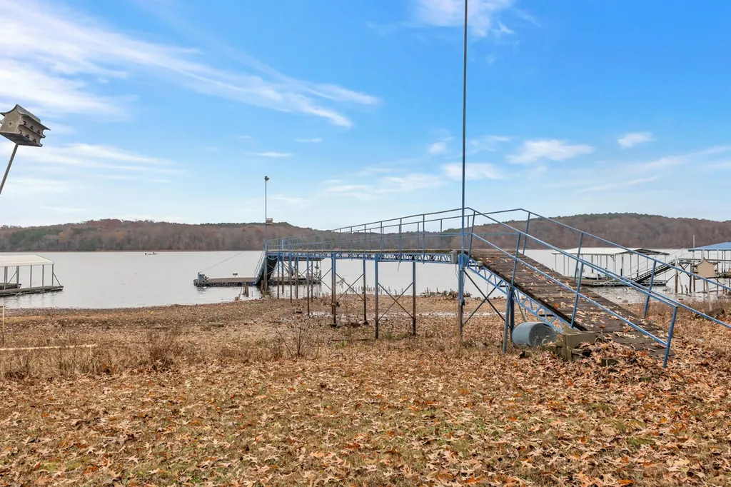 38 Elmhurst Lane Murray KY 42071