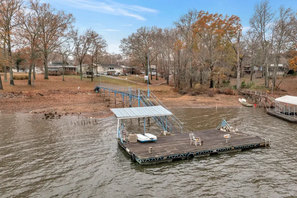 38 Elmhurst Lane Murray KY 42071