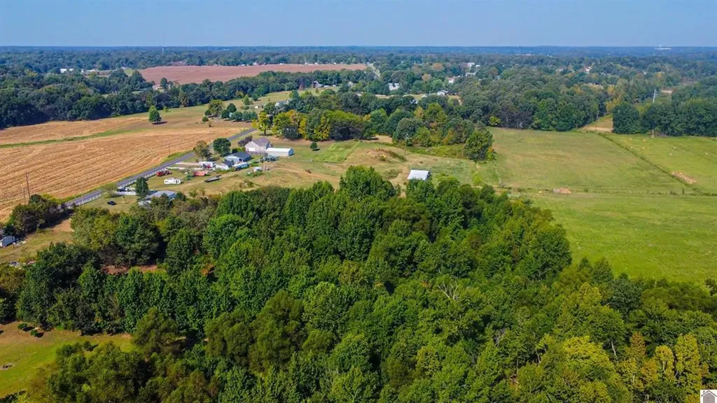3455 Hardmoney Road Paducah KY 42003