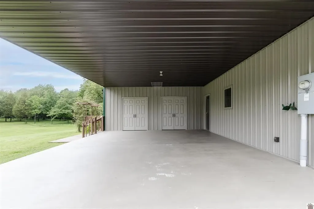 1430 Spence Chapel Road Mayfield KY 42066