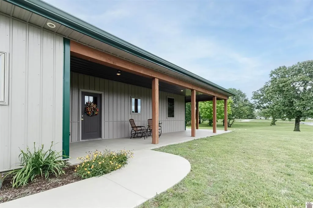 1430 Spence Chapel Road Mayfield KY 42066