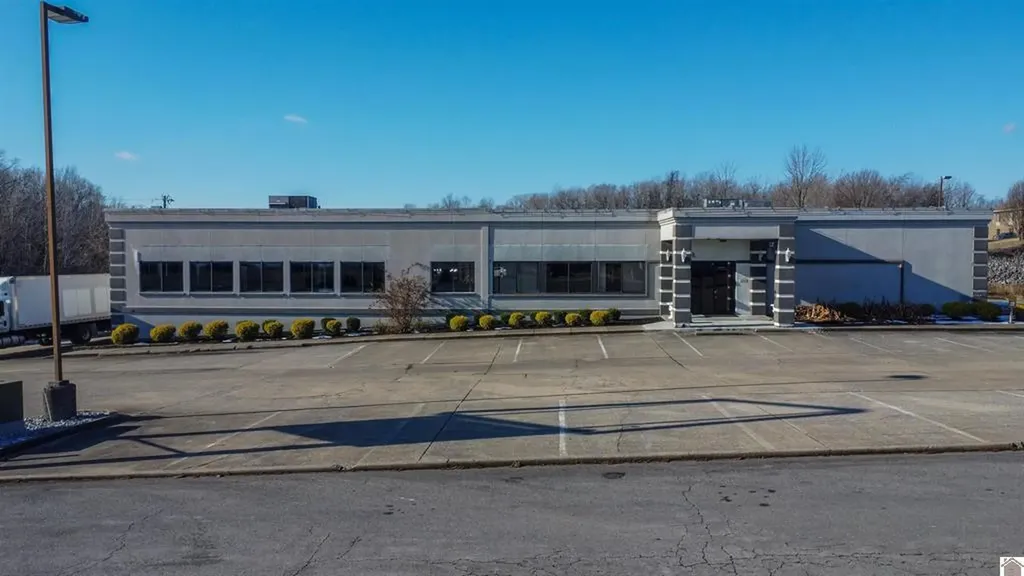 708 Complex Drive Grand Rivers KY 42045
