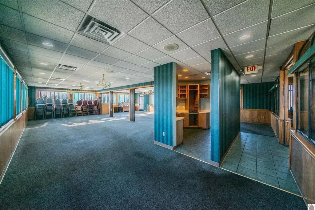 708 Complex Drive Grand Rivers KY 42045