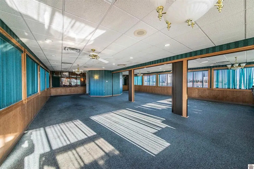 708 Complex Drive Grand Rivers KY 42045
