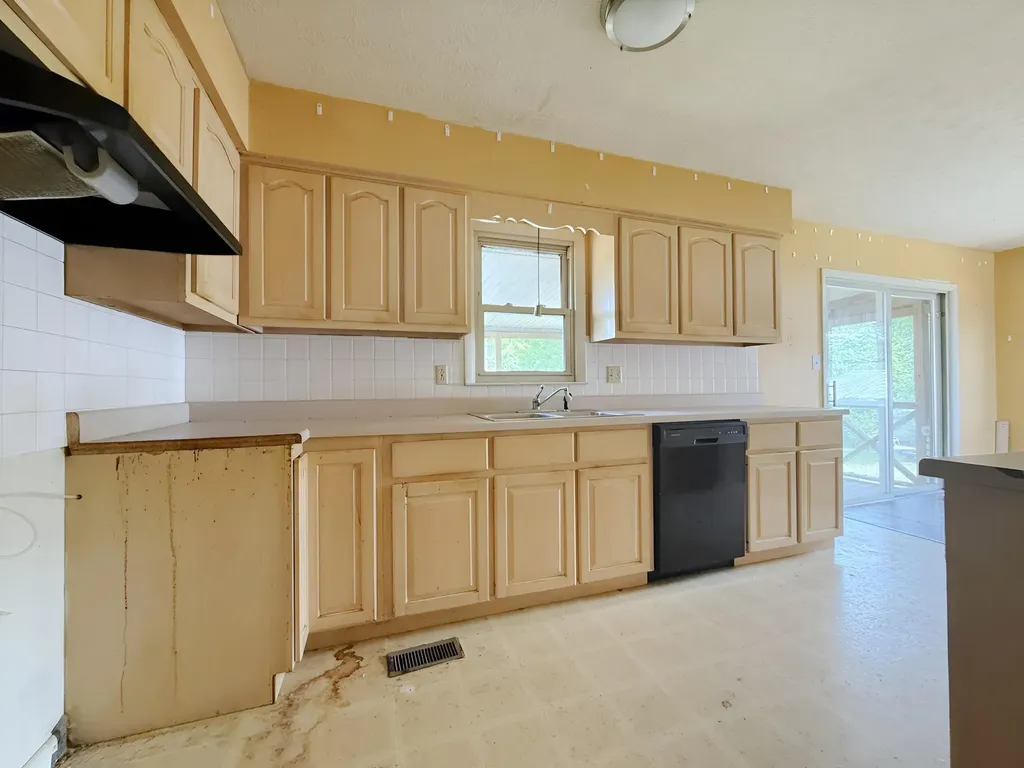 900 Deerfield Lane Somerset KY 42501