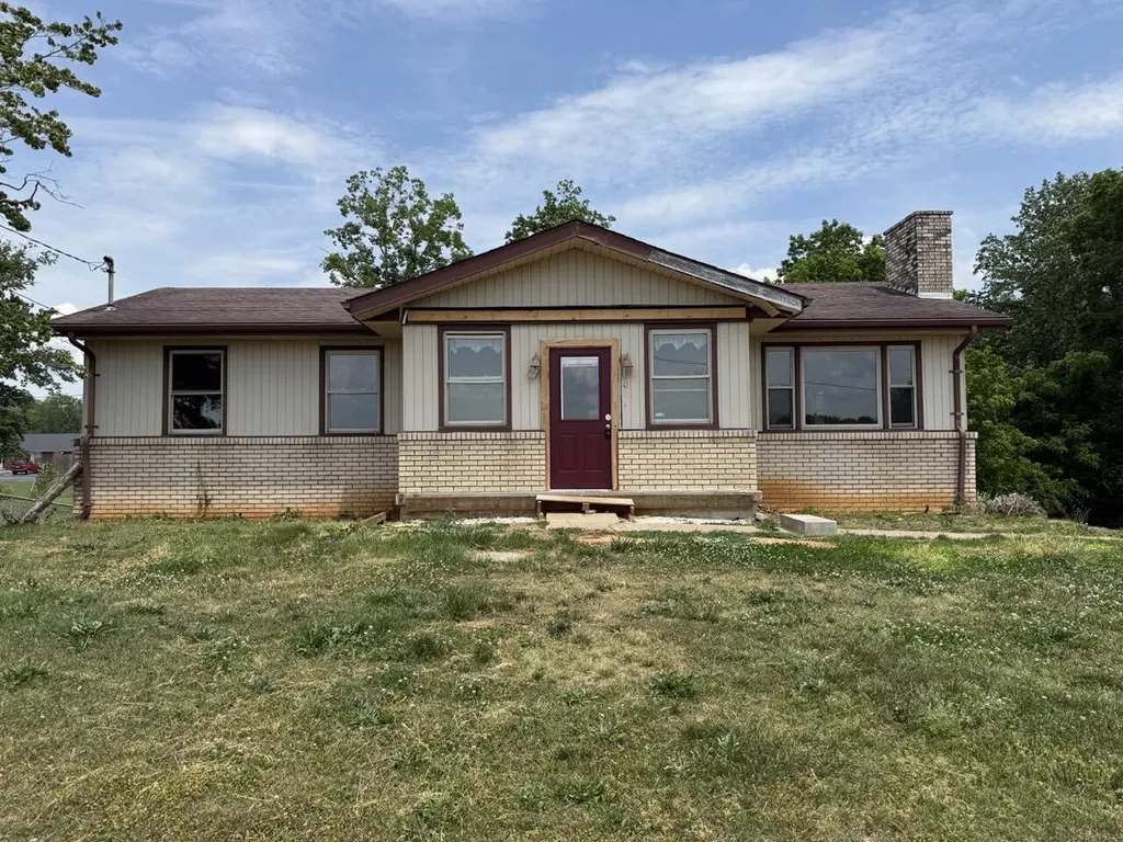 900 Deerfield Lane Somerset KY 42501