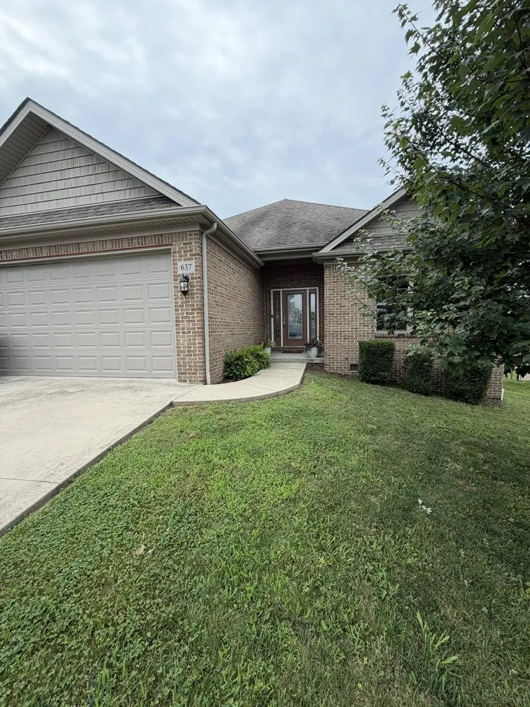 637 Fairfax Lane Richmond KY 40475