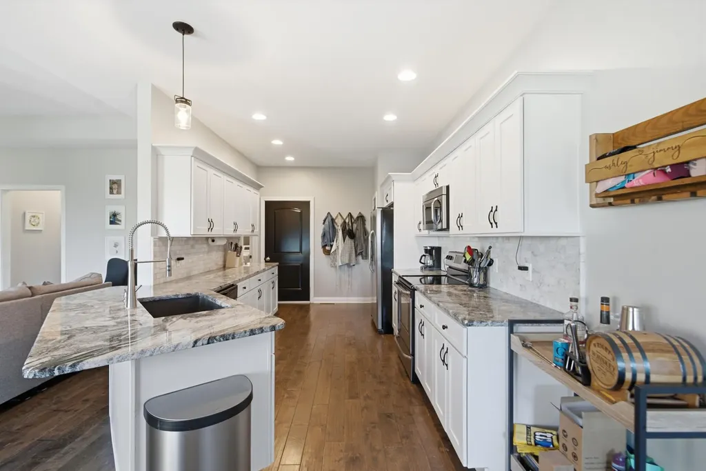 637 Fairfax Lane Richmond KY 40475