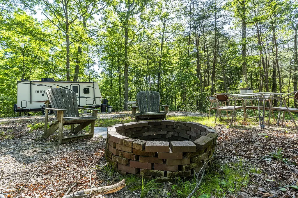300 Radford Hollow Road Berea KY 40403