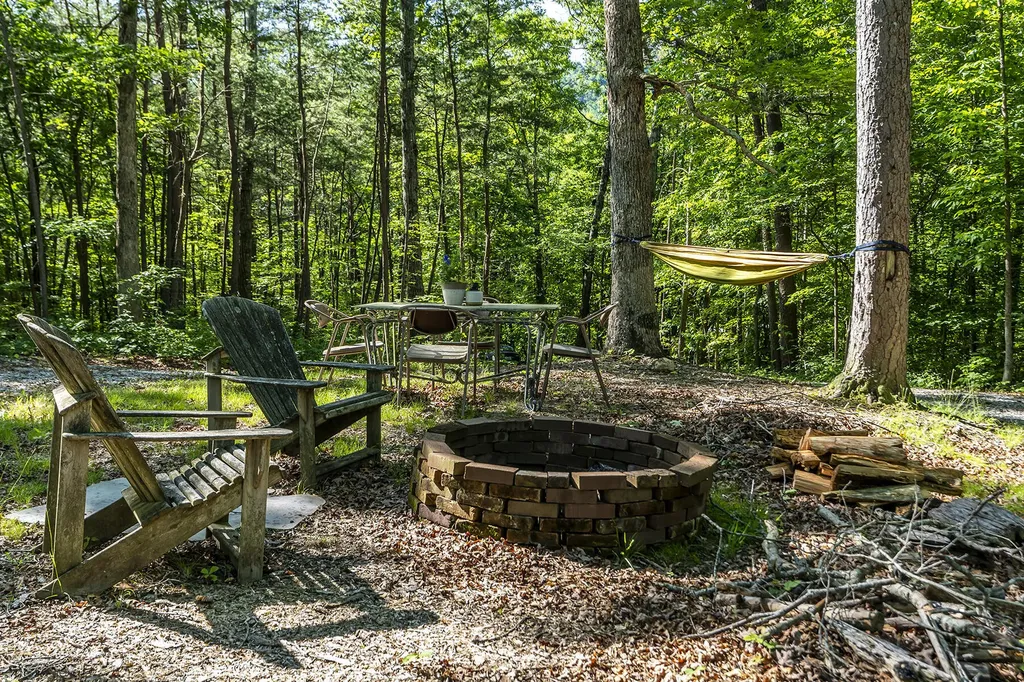 300 Radford Hollow Road Berea KY 40403