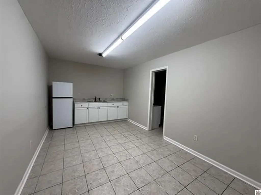 627 N 4th Street Paducah KY 42001