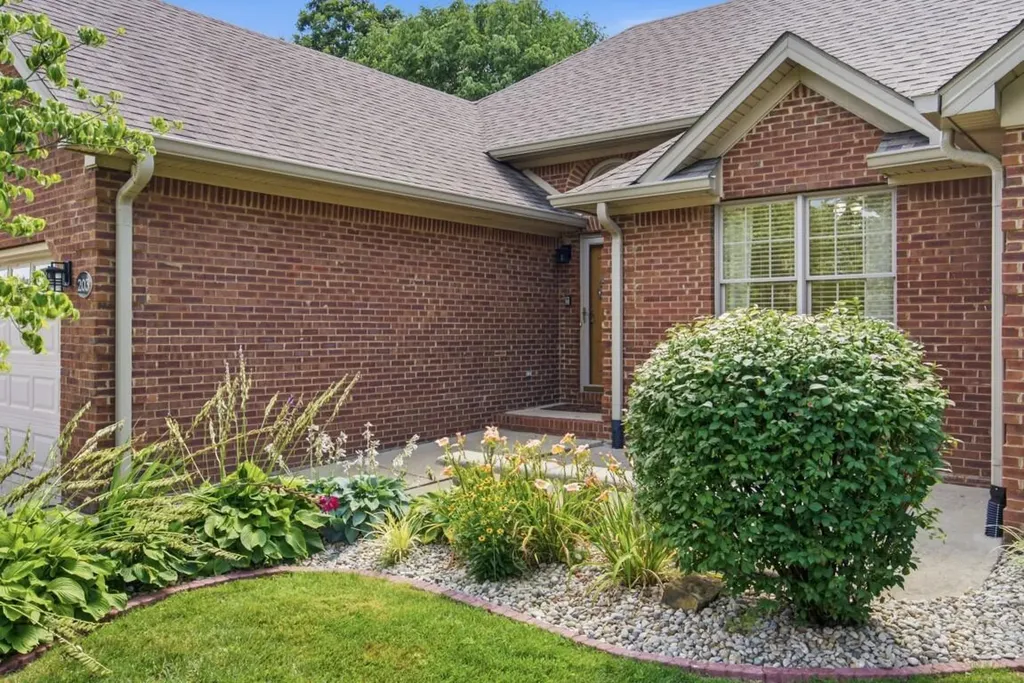 203 Oak Branch Drive Berea KY 40403