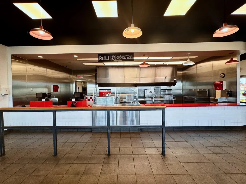 5015 Hinkleville Road Paducah KY 42001