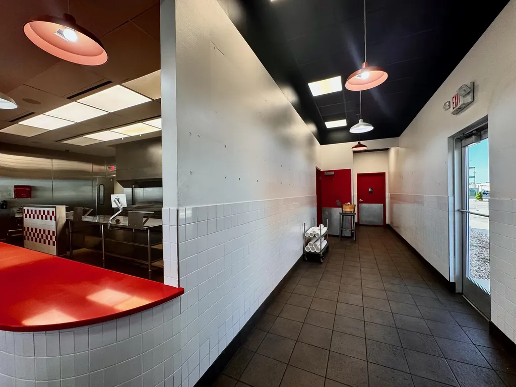 5015 Hinkleville Road Paducah KY 42001