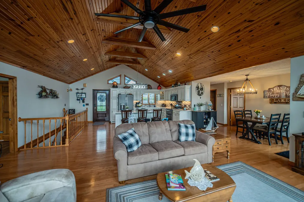 436 Sherwood Drive Gilbertsville KY 42044