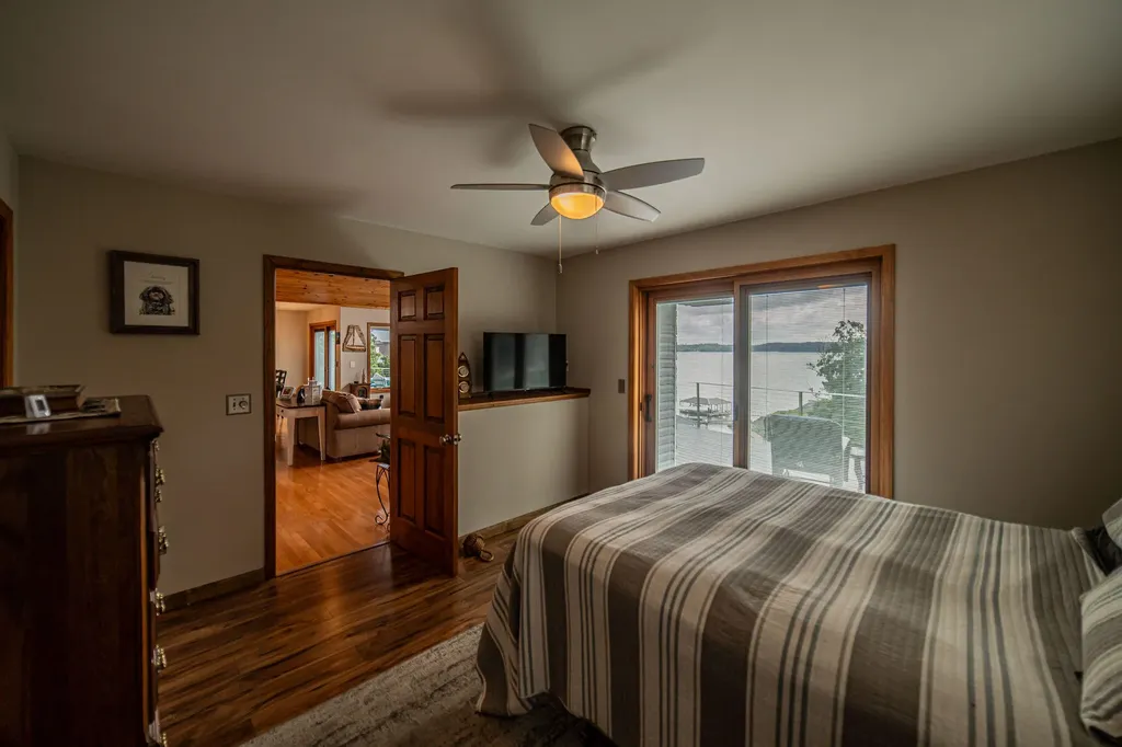 436 Sherwood Drive Gilbertsville KY 42044