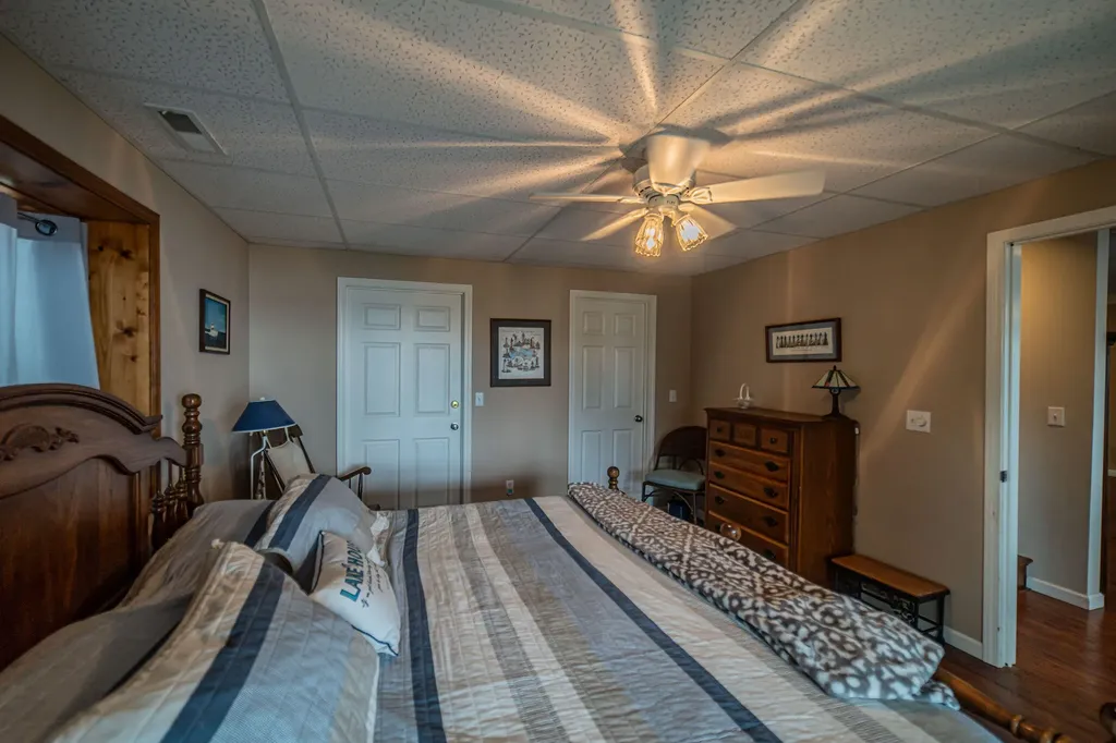 436 Sherwood Drive Gilbertsville KY 42044