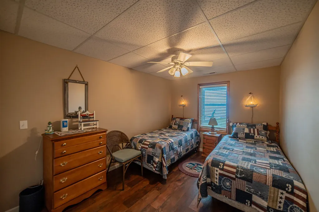 436 Sherwood Drive Gilbertsville KY 42044