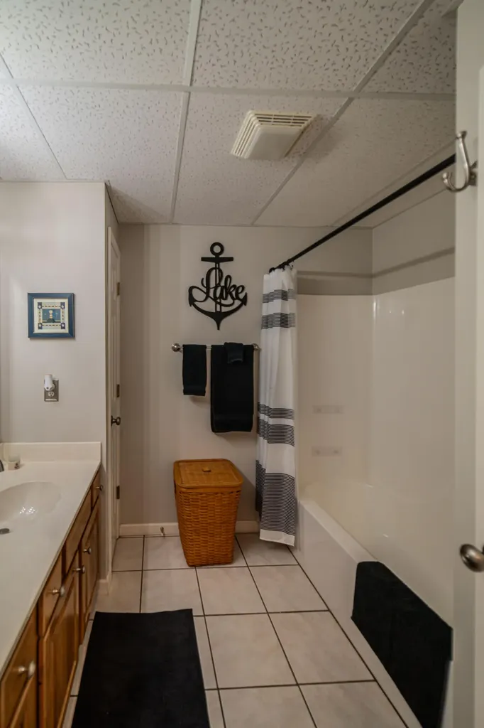 436 Sherwood Drive Gilbertsville KY 42044