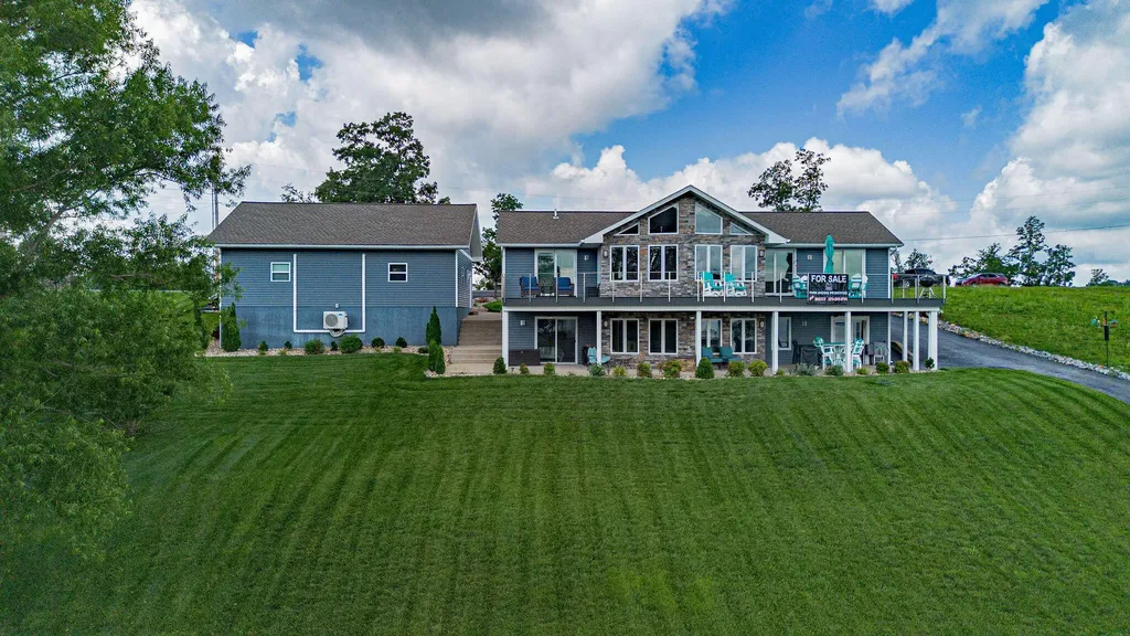 436 Sherwood Drive Gilbertsville KY 42044