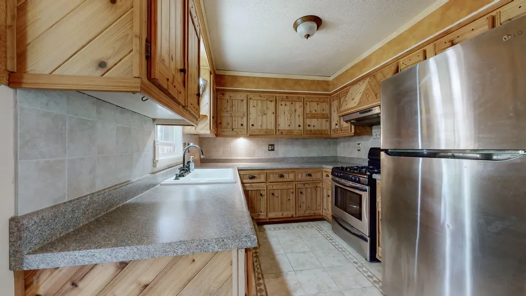 602 Holiday Park Drive Hopkinsville KY 42240