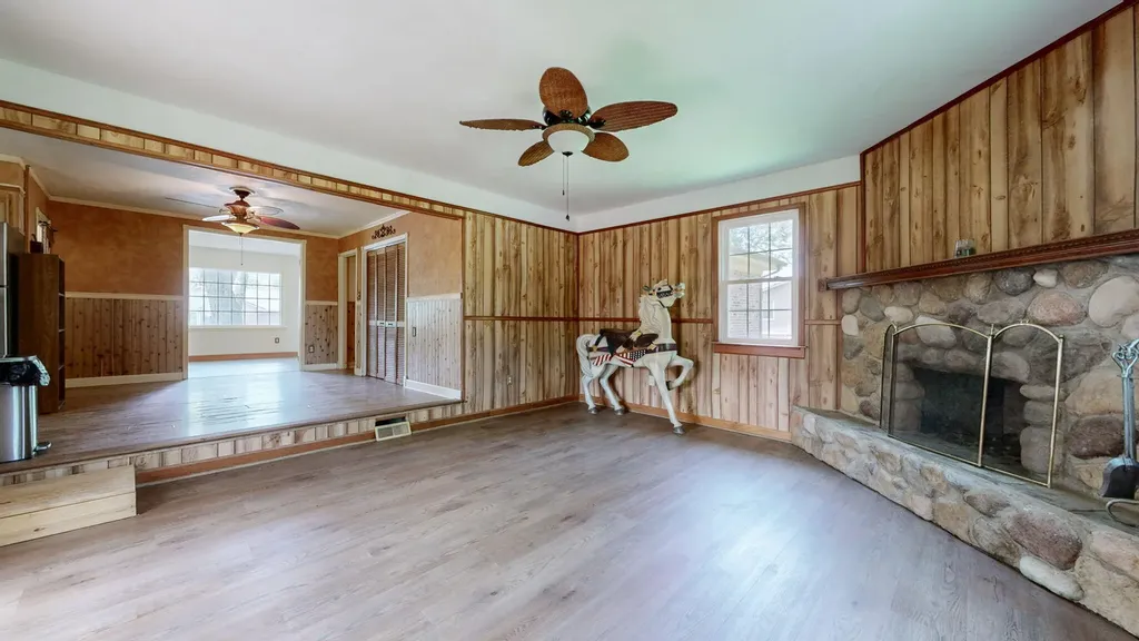 602 Holiday Park Drive Hopkinsville KY 42240