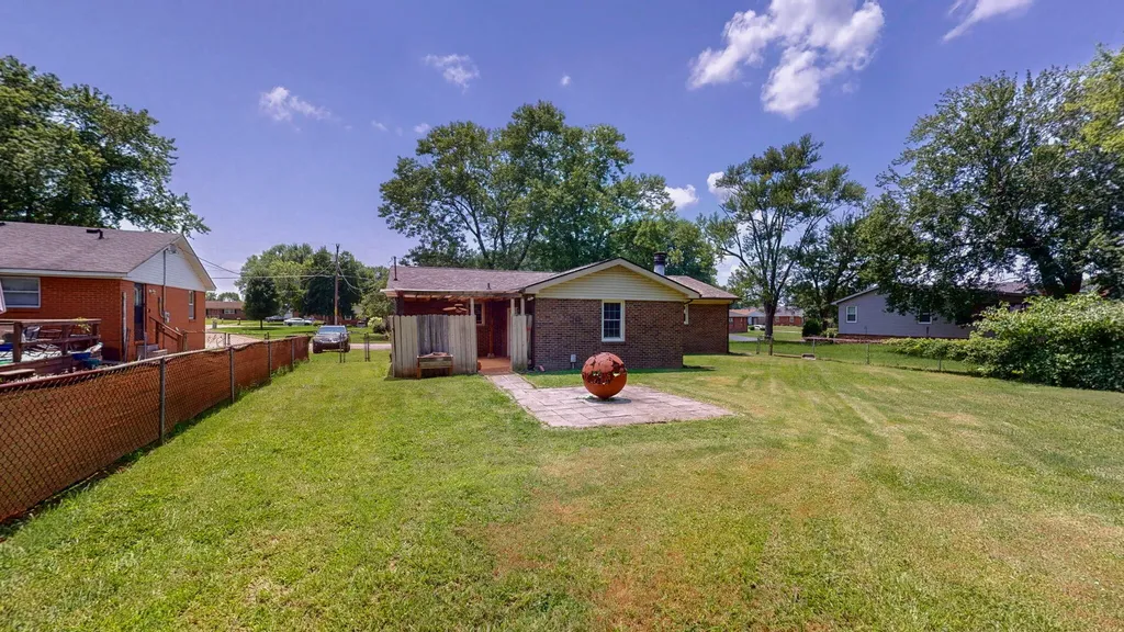 602 Holiday Park Drive Hopkinsville KY 42240