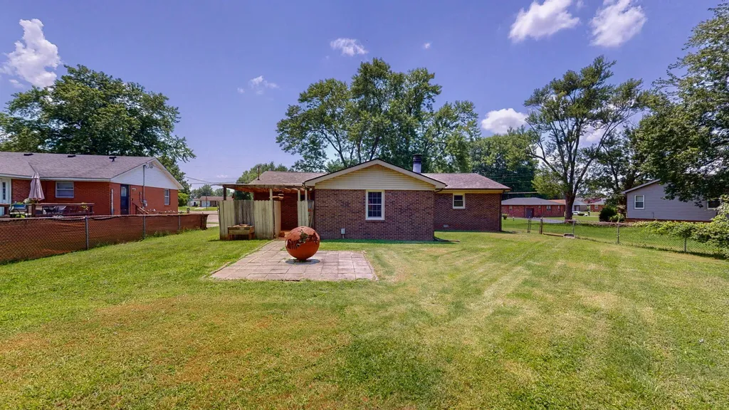 602 Holiday Park Drive Hopkinsville KY 42240