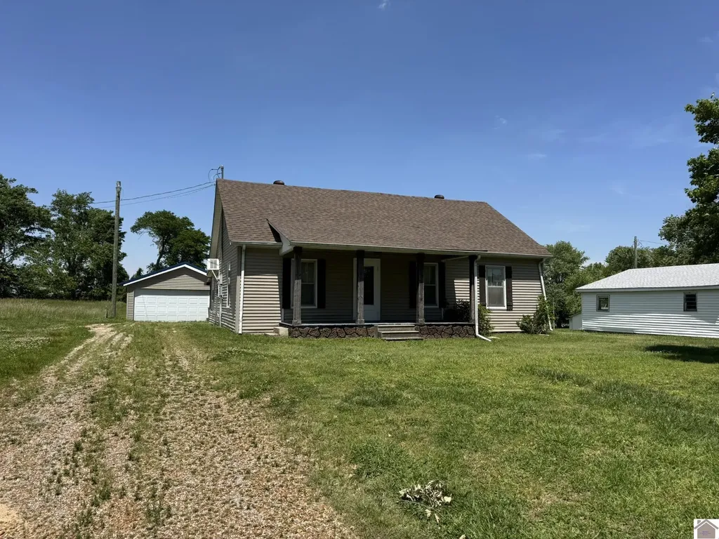 5250 State Route 123 Clinton KY 42031