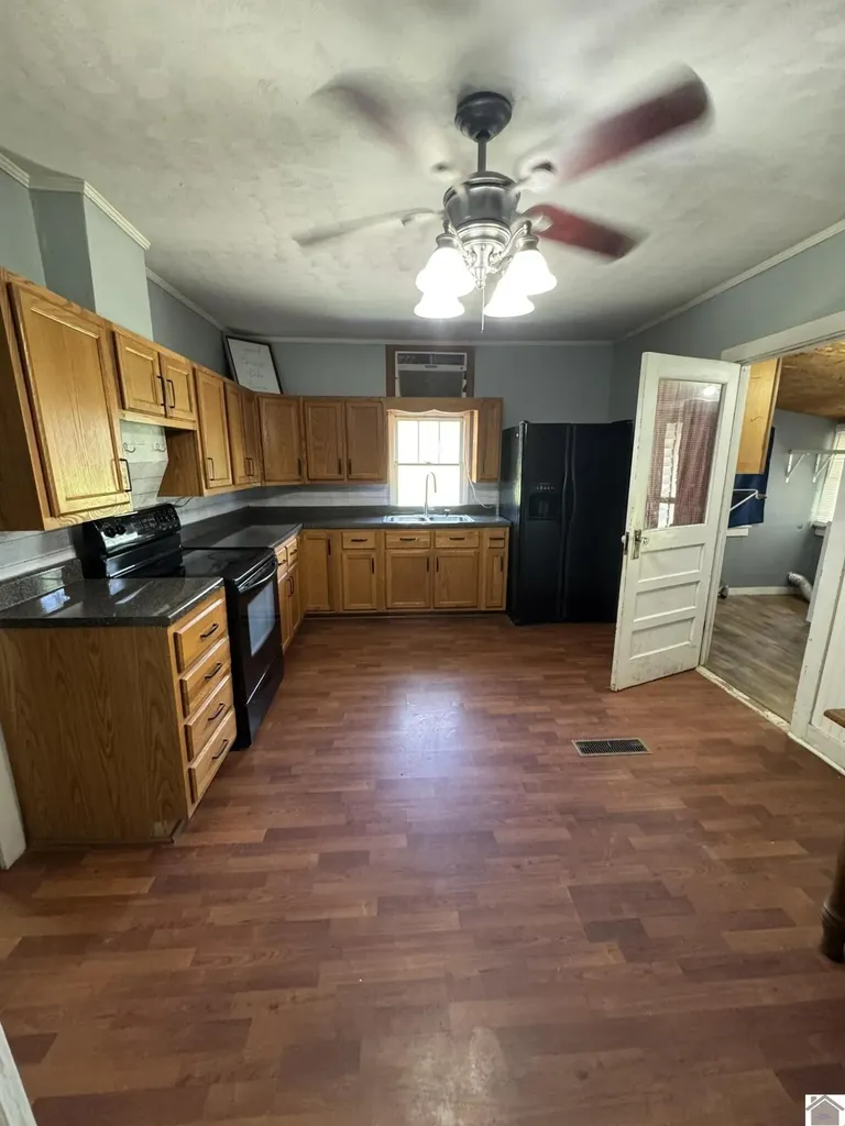 5250 State Route 123 Clinton KY 42031